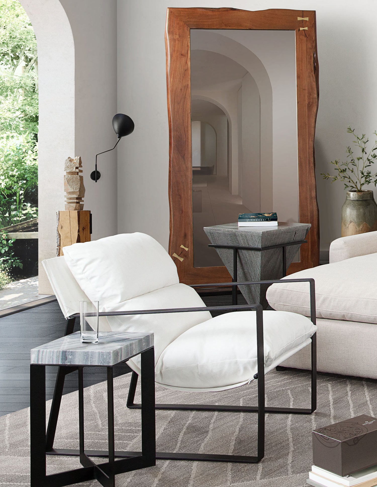 Accent Chairs & Seating